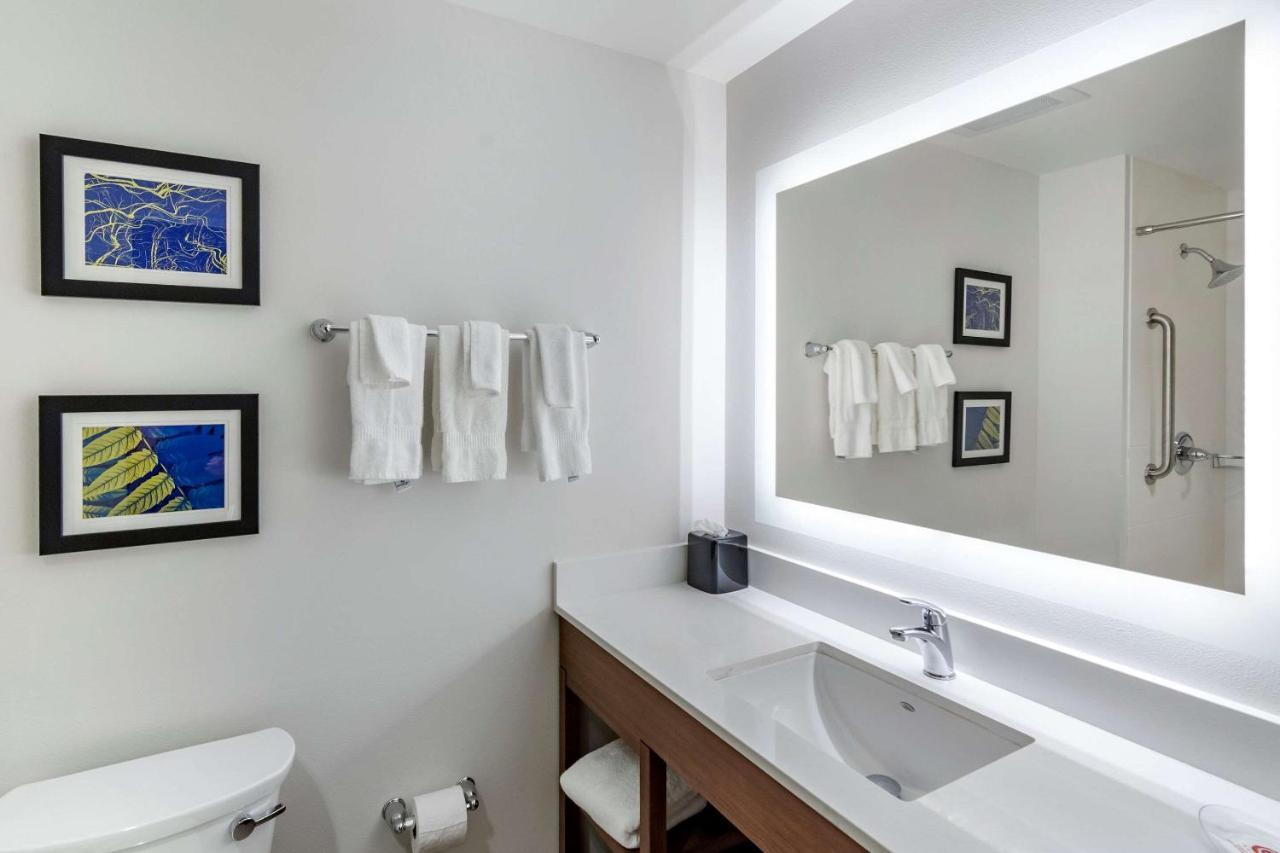 Comfort Suites Grandview - Kansas City Buitenkant foto