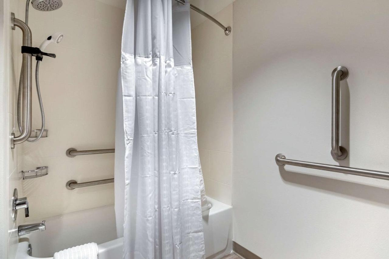 Comfort Suites Grandview - Kansas City Buitenkant foto